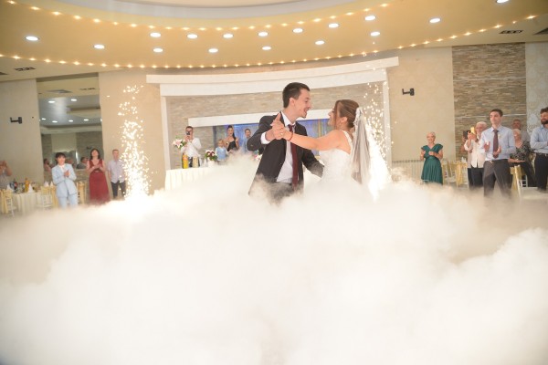 EFEKTI NIJAGARA šampanjac fontane, podni dim, unutrašnji vatromet...